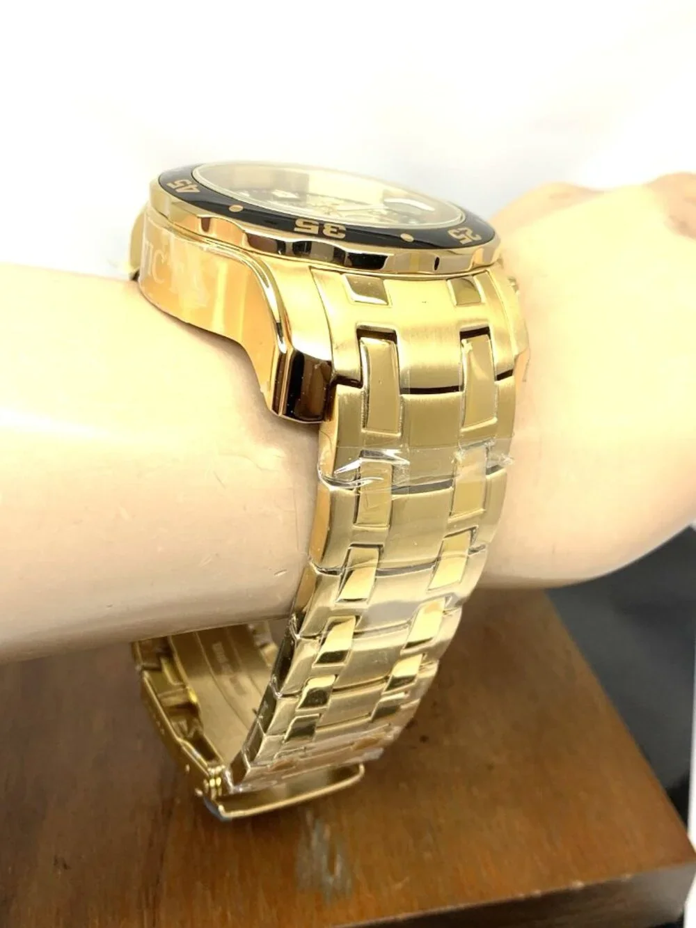 Invicta Men's Watch 0072 Pro Diver Black Dial Quartz Chronograph Gold Steel 48mm